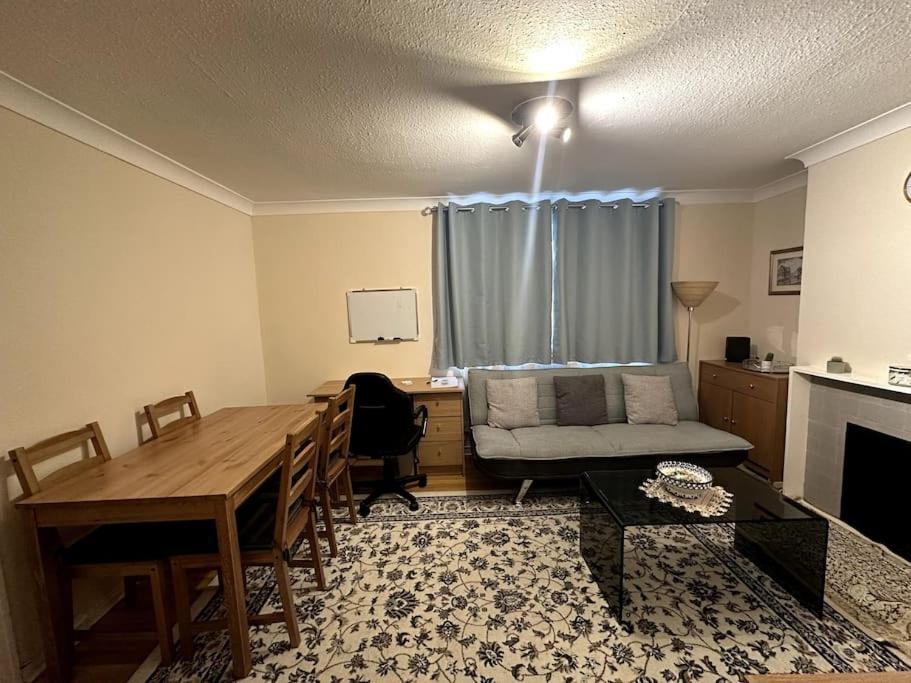 Cosy Entire One Bedroom Hideaway 브롬리 외부 사진