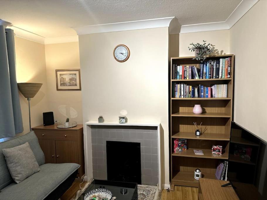 Cosy Entire One Bedroom Hideaway 브롬리 외부 사진